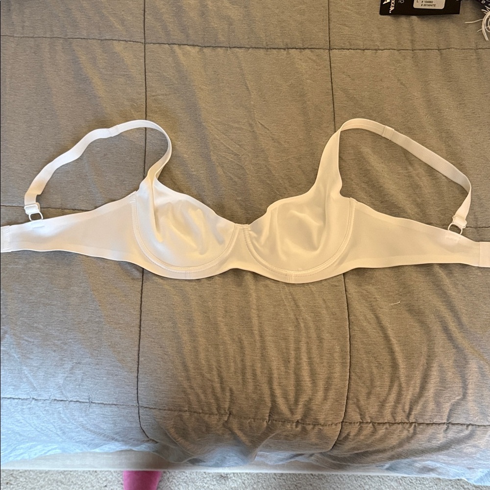 Classic White Underwire Bra